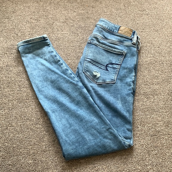 American Eagle Outfitters Pants - American Eagle Ripped Skinny Jeans